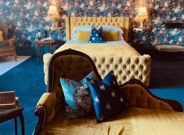 Mollys Boutique Hotel Илкли Экстерьер фото