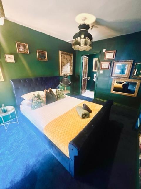Mollys Boutique Hotel Илкли Экстерьер фото